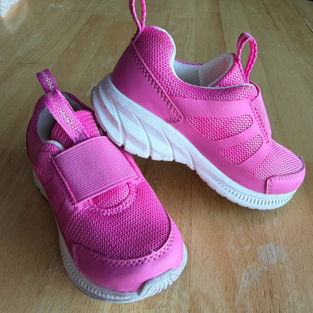Carter’s Size 9 Toddler Pink Mesh Slip On Sneakers